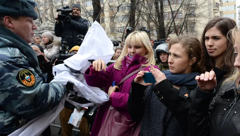 Pussy Riot Erneute Festnahme In Moskau Bunte De