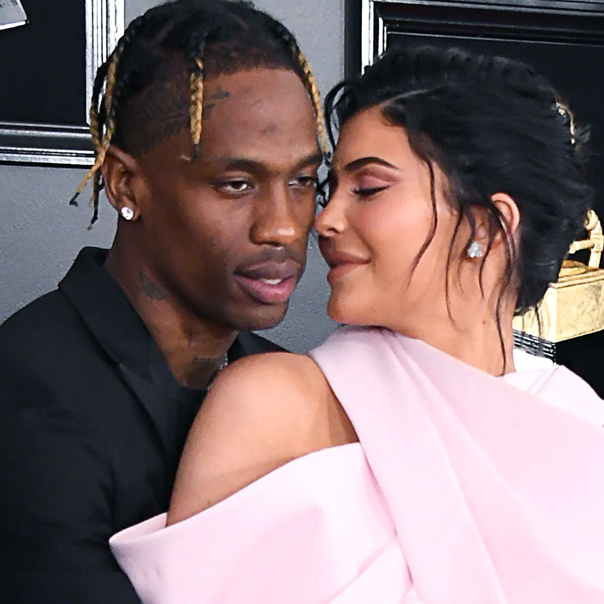 kylie jenner erwischt liebescomeback mit travis scott bunte de