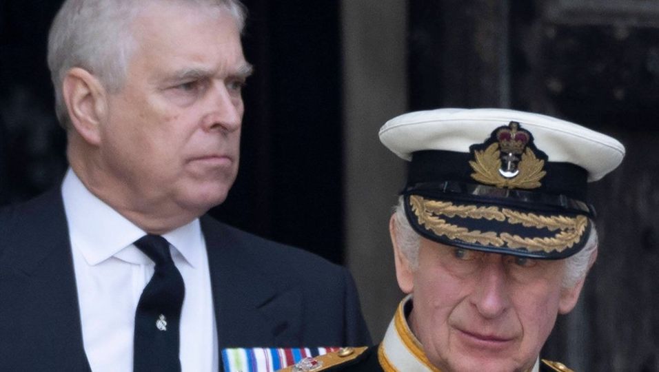 Streit um Royal Lodge: Prinz Andrew fordert Krisengipfel mit Charles