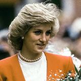 Prinzessin Diana: Ihre Lieblingsjeans ist 2022 wieder im Trend