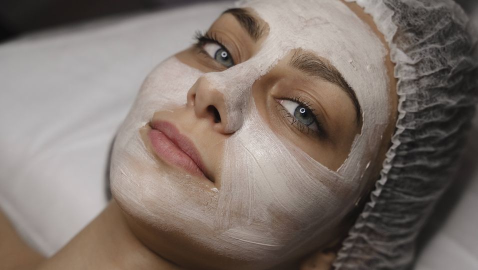 Anti-Aging-Maske bei Amazon: Ein natürlicher Botox-Ersatz für verjüngte Haut?