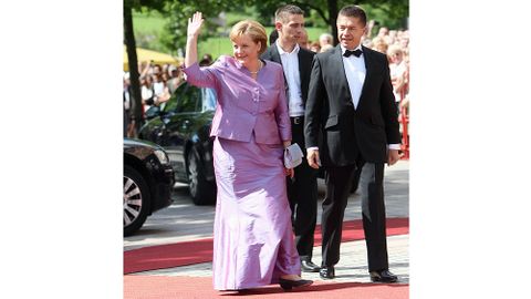 Die bodenständige Staatsfrau bleibt sich und ihren Looks treu. (Bayreuth 2007)