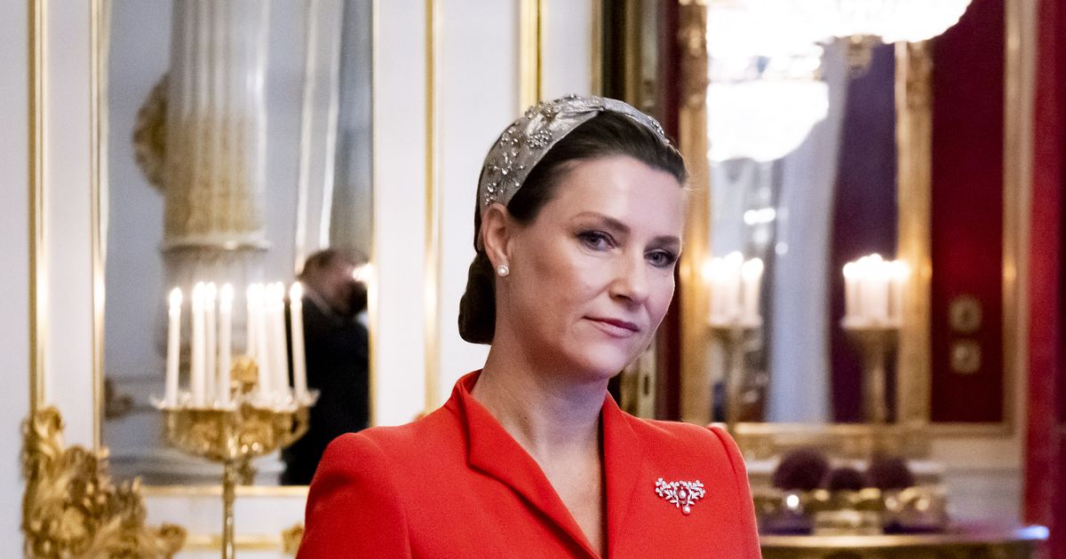 ¿Por qué Marta Luisa de Noruega asistió a una cita en palacio a pesar de su dimisión?