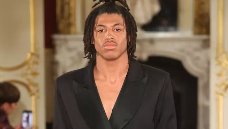 Model-Gene im Blut: Heidi Klums Sohn gibt sein Catwalk-Debüt