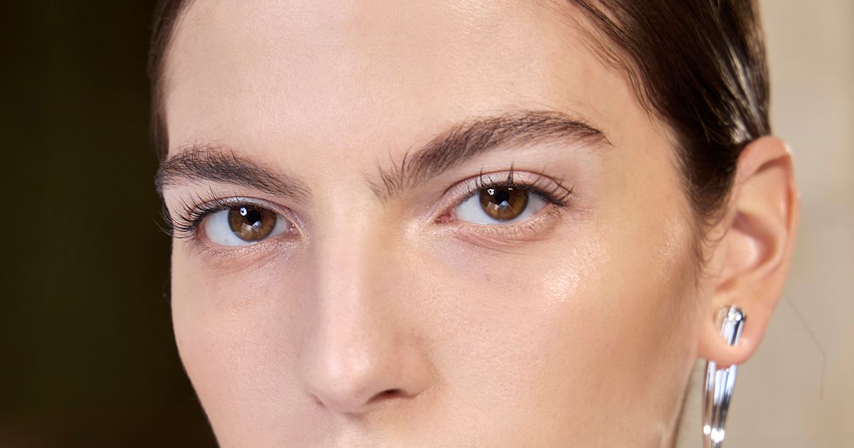 XXL-Volumen für kurze Wimpern: Die ultimative Mascara-Lösung