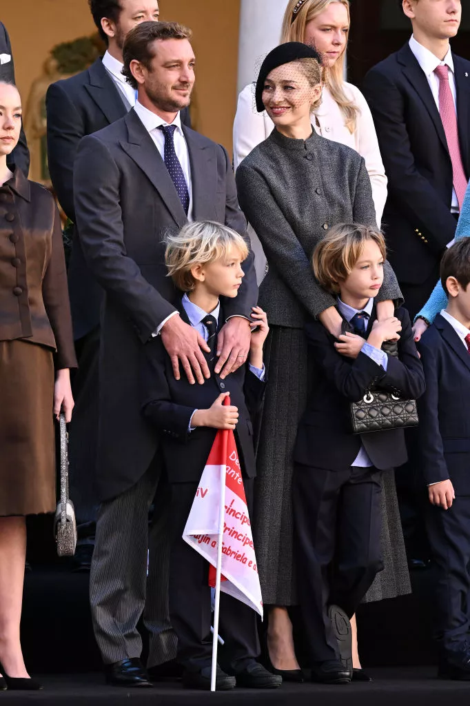Pierre und Beatrice Casiraghi mit ihren Söhnen Stefano und Francesco