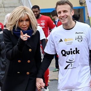Brigitte Macron bekommt einen süßen Liebesbeweis von ihrem Emmanuel