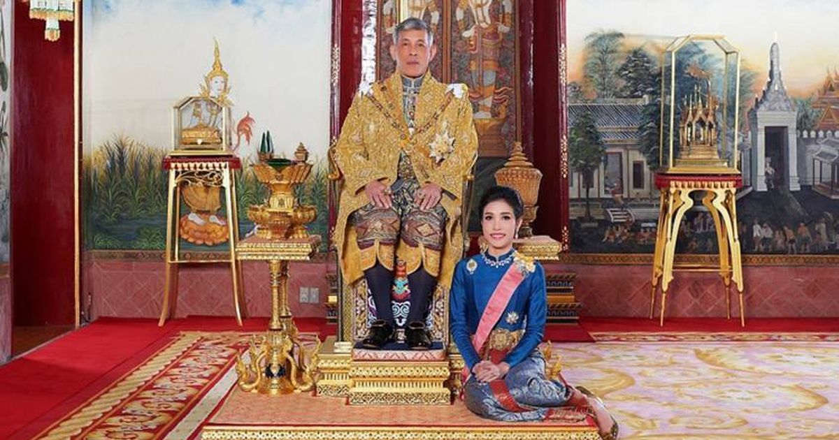 Rama X. von Thailand Er holt seine begnadigte Geliebte persönlich vom