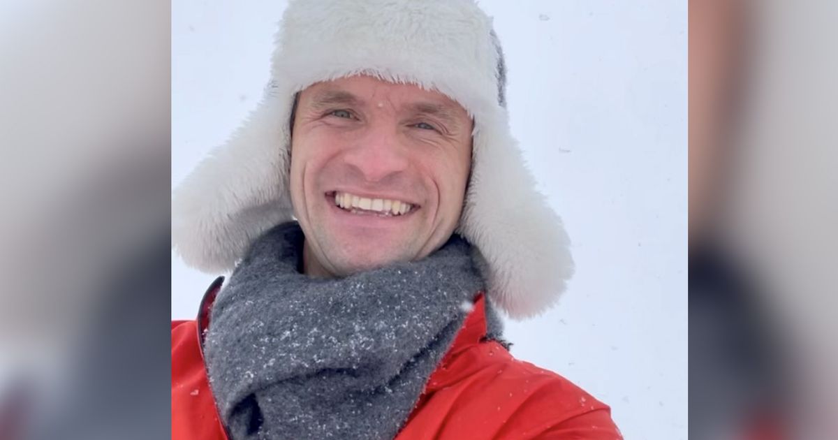Thomas Müller meldet sich mit lustigem Video: Spielabsage wegen Schnee-Chaos