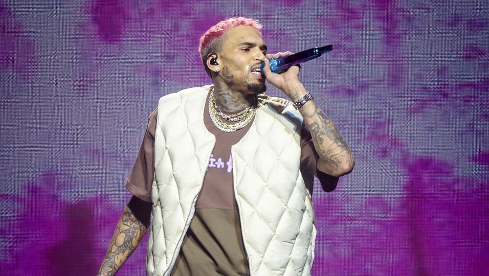 Chris Brown: Ausraster in Berlin: Rapper wirft Fan-Handy von der Bühne