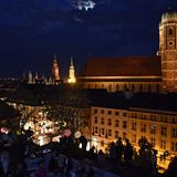 Münchner Frauenkirche bei Nacht