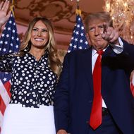 Donald & Melania Trump: Turtelnd, händchenhalten & glücklich: Ungewohnte Aufnahmen aus Mar-a-Lago