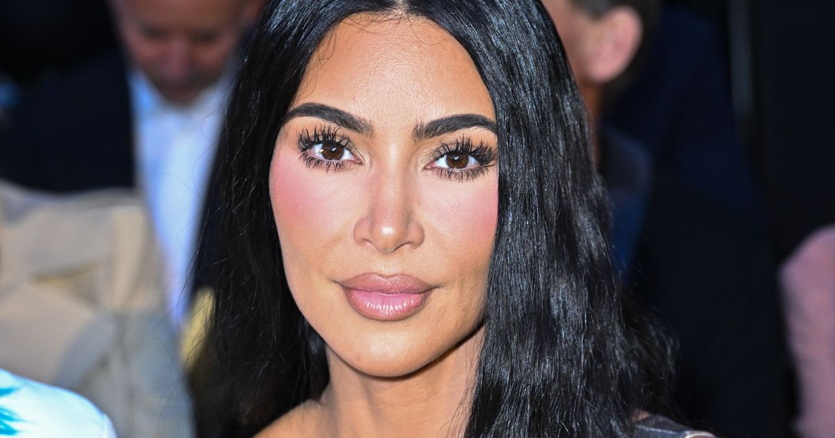 Kim Kardashian: In ihrer neuen Serie ist sie nicht wiederzuerkennen