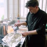 "Richtig Sch... gebaut": Tim Mälzer vergeigt "Kitchen Impossible"-Jubiläum spektakulär