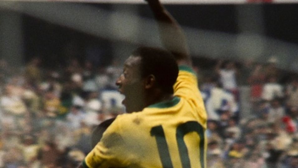 "Pelé" (OmU): Trailer zur Netflix-Doku über die Fußball-Legende