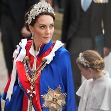 Die spektakulärsten Outfits der Krönung von Charles III.