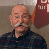 "Ich werd' ja verrückt", lachte Horst Lichter über die Metall-Krabbe auf dem "Bares für Rares"-Expertisentisch. Denn dieses dekorative Tierchen kam mit einer kuriosen Geschichte in die ZDF-Trödel-Show ...