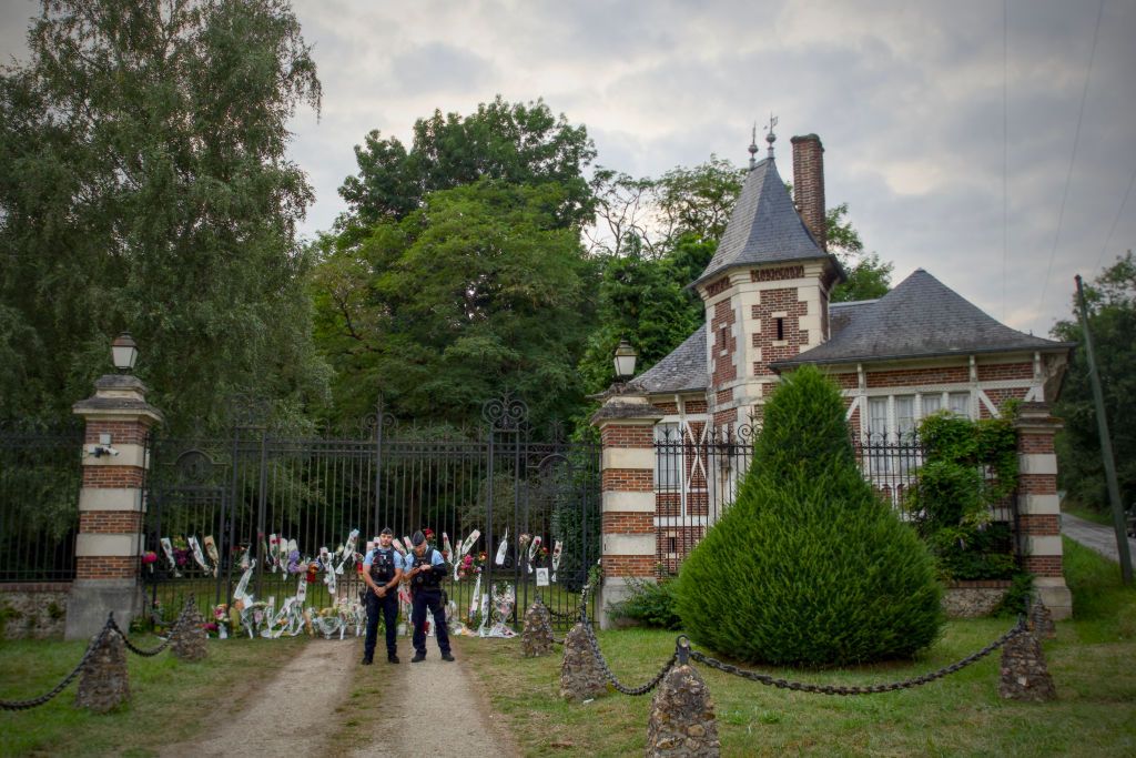 Alain Delon (†88): Das Drama um sein Millionen-Erbe | BUNTE.de