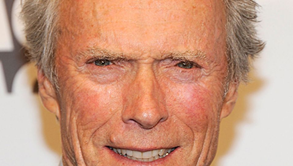 newsline, Clint Eastwood