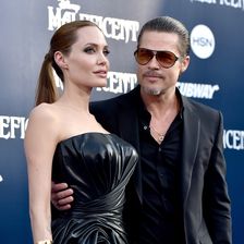 2004 nahm das Liebesglück seinen Lauf: Mittlerweile haben Brad Pitt und Angelina Jolie sechs Kinder – ihre eigene kleine Großfamilie.