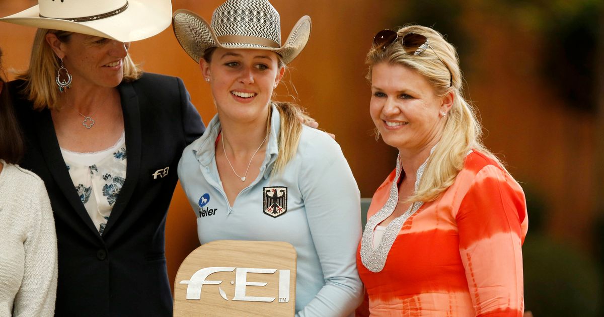 Corinna & Gina Schumacher 162 Hektar, 40 Ställe, PferdeSpa Ihre Ranch in Texas ist