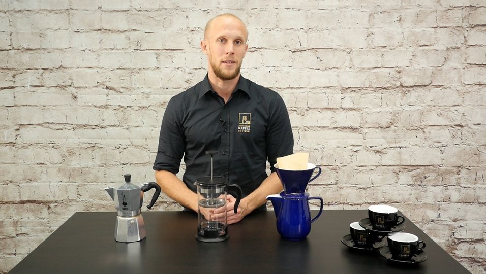 Espressokocher, French Press und Handfilter: So bereiten Sie Kaffee richtig zu
