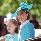 Bei Trooping the Colour erinnert Kate an Diana