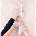 Instagram Pastel Sneaker