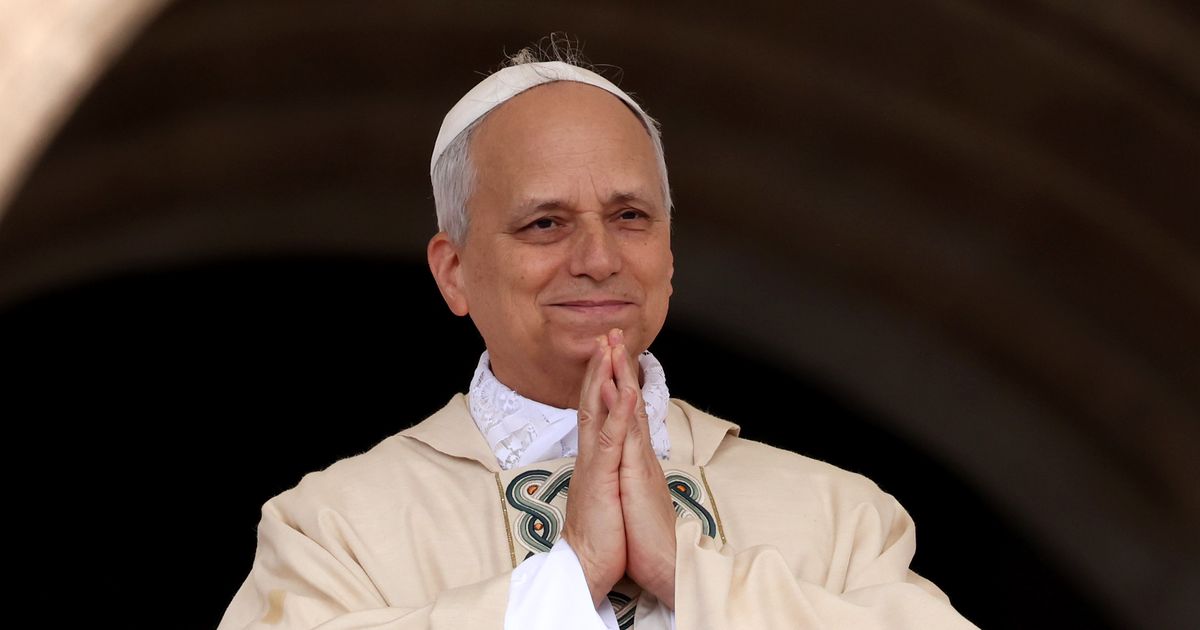 Wenige Minuten nach Amtseinführung Für seinen Bruder bricht Papst Leo XIV. das Protokoll