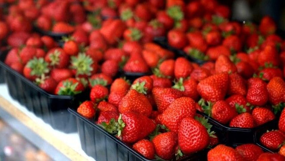Erdbeerschaum: Leckeres Rezept aus nur drei Zutaten