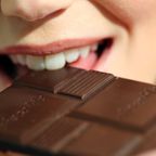Schokolade als Zwischenmahlzeit? Auch mit getrockneten Früchten lässt sich die Lust auf etwas Süßes erfolgreich bekämpfen. Sie sind auf Dauer gesünder.