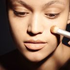 TikTok-Trend 2022: Ist Underpainting der neue Gamechanger in unserer Make-up-Routine?