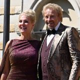 Thomas Gottschalk: Er in Marmor-Optik, Karina in Glitzer: Sie mischen die Bayreuther Festspiele auf 