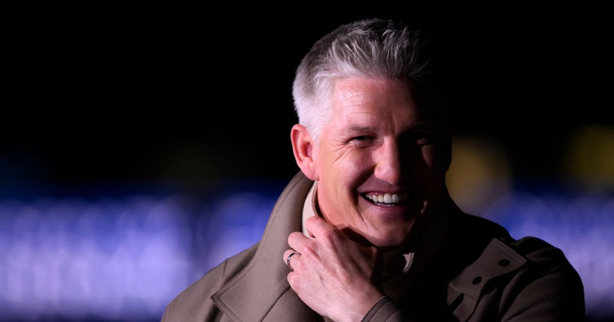 In Indonesien Bastian Schweinsteiger tingelt solo durch die Nacht