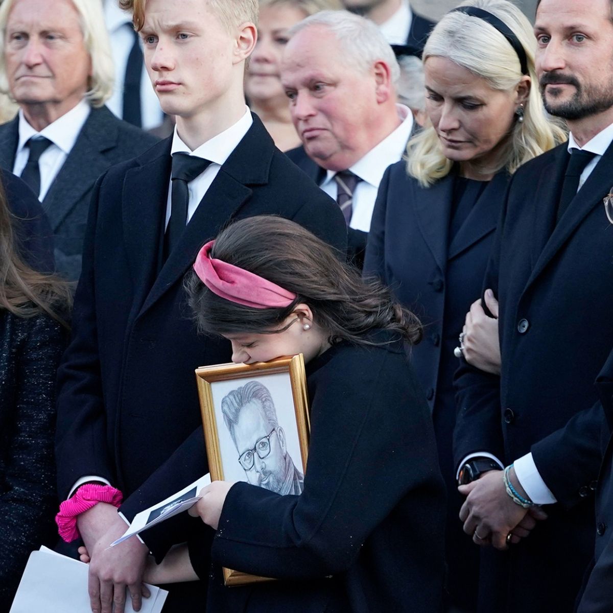 Ari Behn 47 Freund Nach Der Trennung Von Martha Louise Kamen Verzweiflung Und Dunkelheit Bunte De