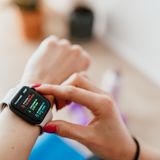 Smartwatches erleichtern das Fitnesstraining.