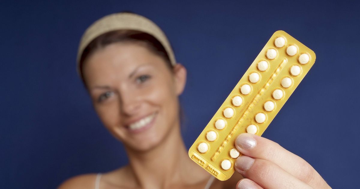 Pille absetzen ohne Pickel So kommst du gegen hormonelle Akne an BUNTE.de
