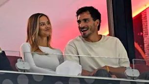 Mats Hummels turtelt mit seiner Nicola