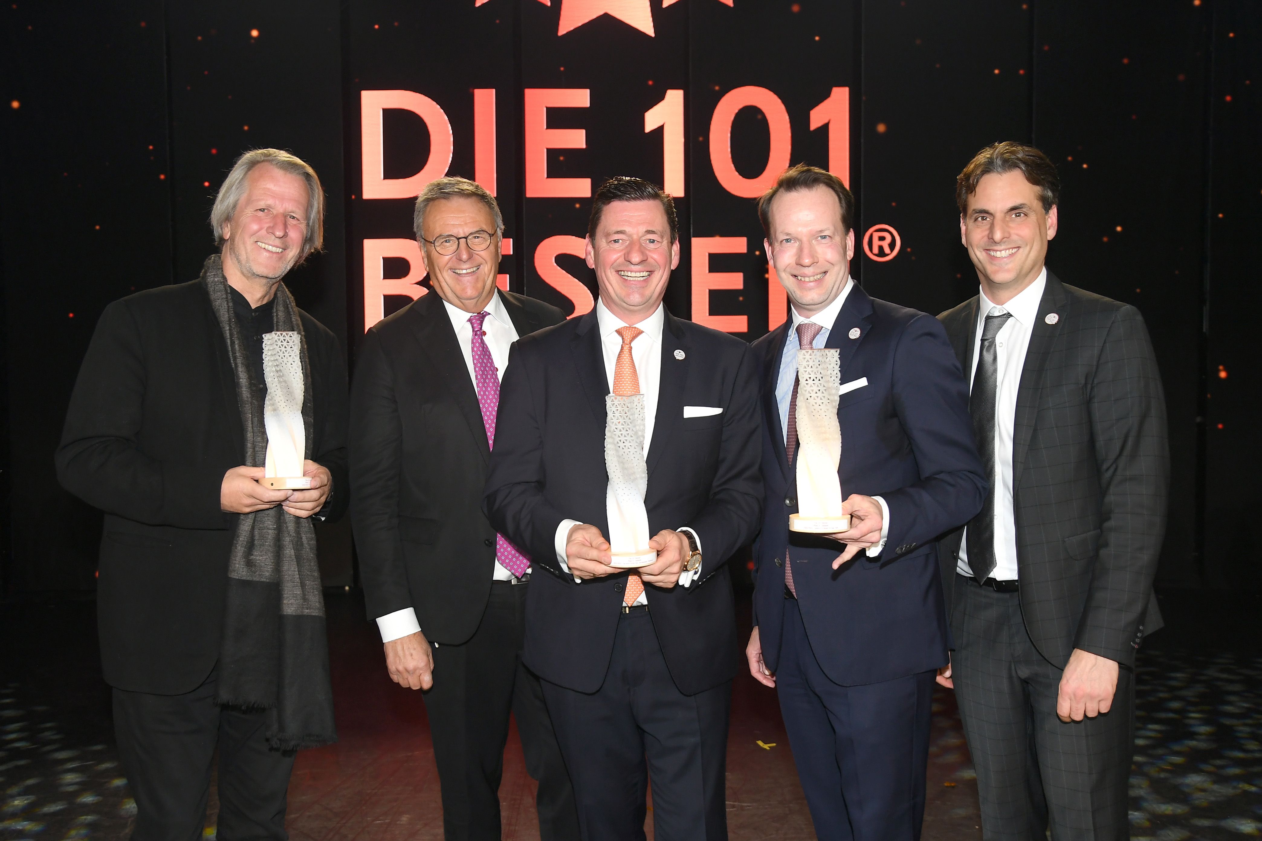 Strahlende Sieger: Dietrich Müller-Elmau, Roland Mack, Ingo C. Peters, Christian Siegling und Thomas Mack 