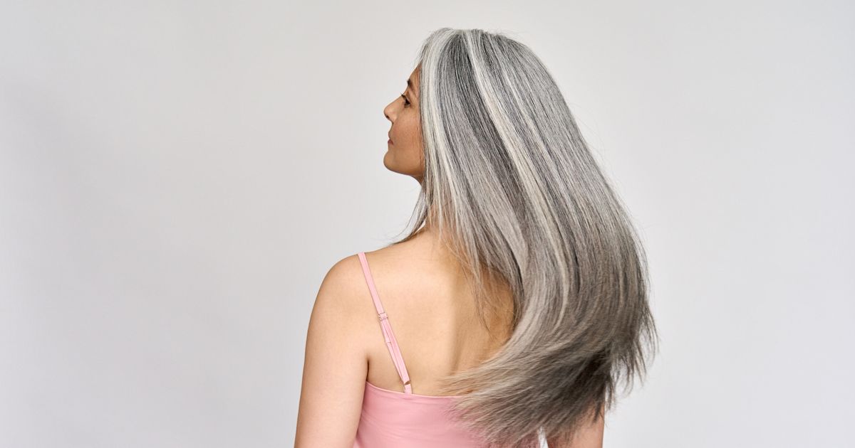 Für Frauen ab 50 Ein 5-Euro Shampoo aus der Drogerie verspricht Soforthilfe bei Haarausfall