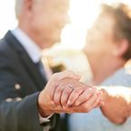 Verliebt im Pflegeheim: Jetzt können John (100) und Phyllis (102) zusammen sein