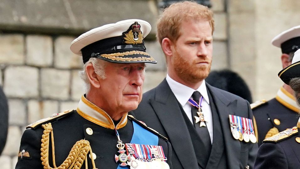 Prinz Harry: Überraschend – Das sagt König Charles zu möglichem Titel-Entzug 