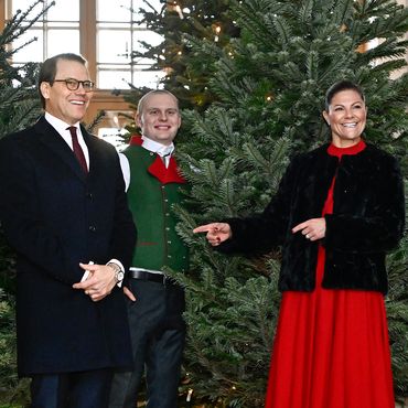 Daniel & Victoria von Schweden: Ausgelassene Posen, Späße & pure Fröhlichkeit: Sie zeigen sich voller Weihnachtsvorfreude