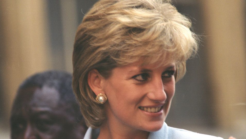 Prinzessin Diana: Mit diesen Beauty-Produkten schminkst du ihren ikonischen Look nach