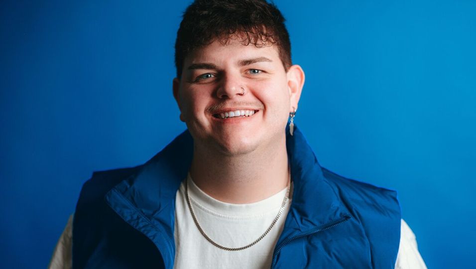 ESCStar 2024 Isaak war schon mit 12 Jahren StraßenMusiker BUNTE.de