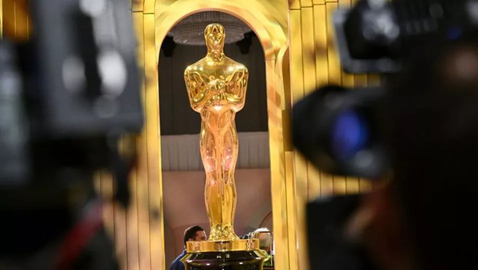 Comedian & TVStar Was ihr über OscarGastgeber Jimmy Kimmel wissen