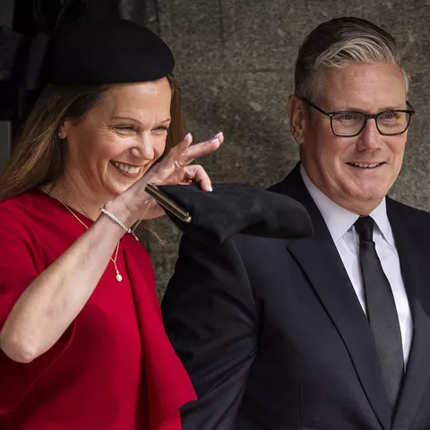 So stilsicher ist die Ehefrau vom britischen Premierminister 