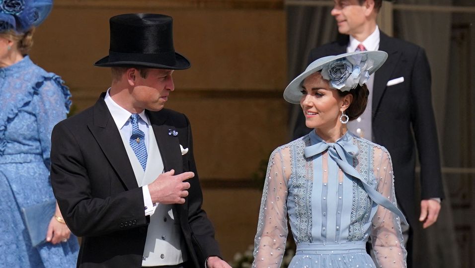 Kate und William bei der Gartenparty im Buckingham-Palast.