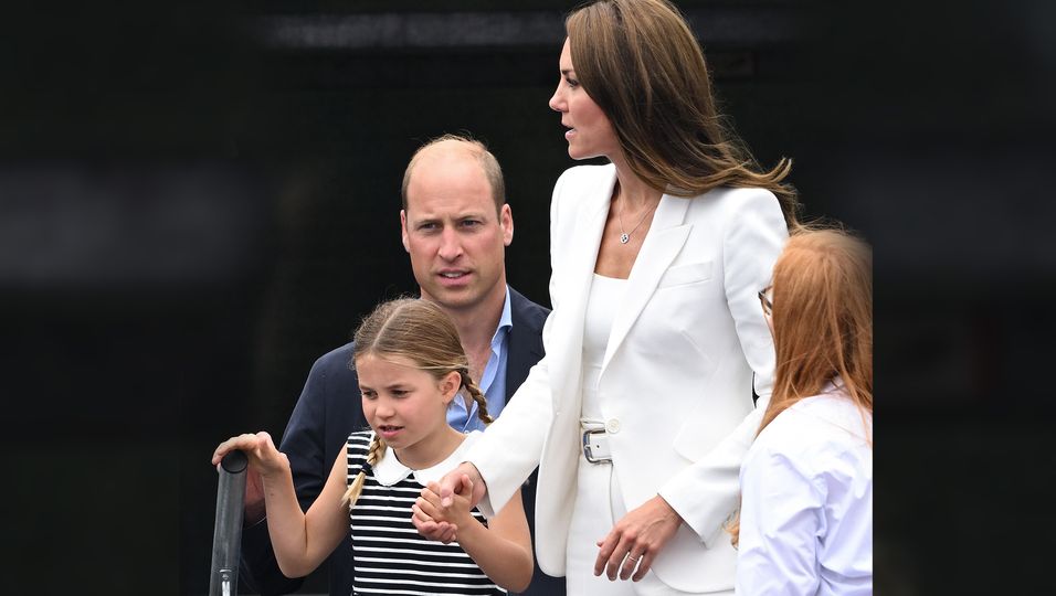 Prinz William & Herzogin Kate: Ab 1000 Euro: Queen-Double Patricia gefragter denn je