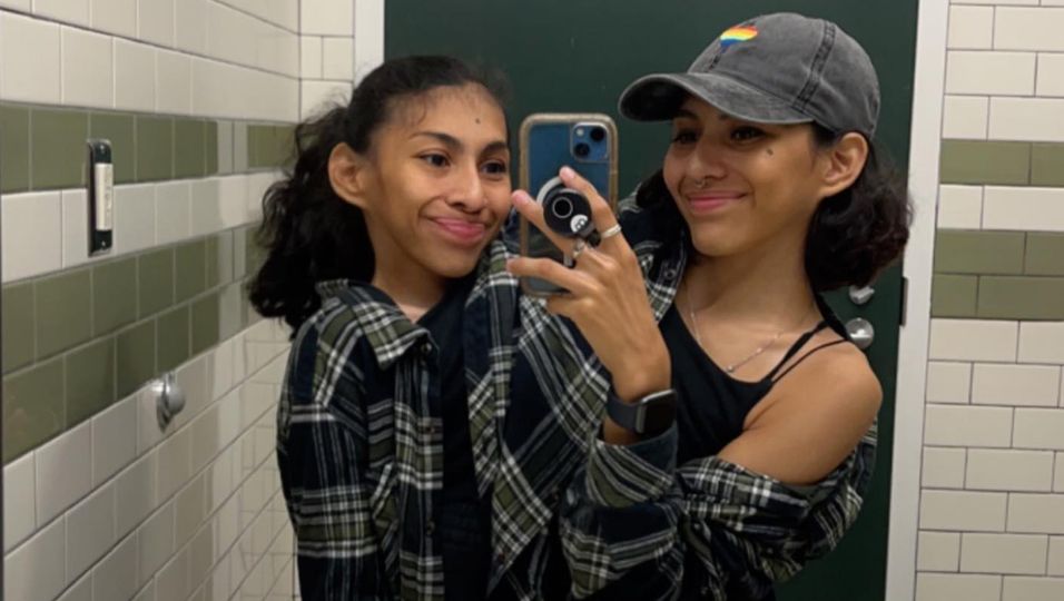 Siamesische Zwillinge Carmen Und Lupita Teilen Einen Körper So Daten Sie Buntede 